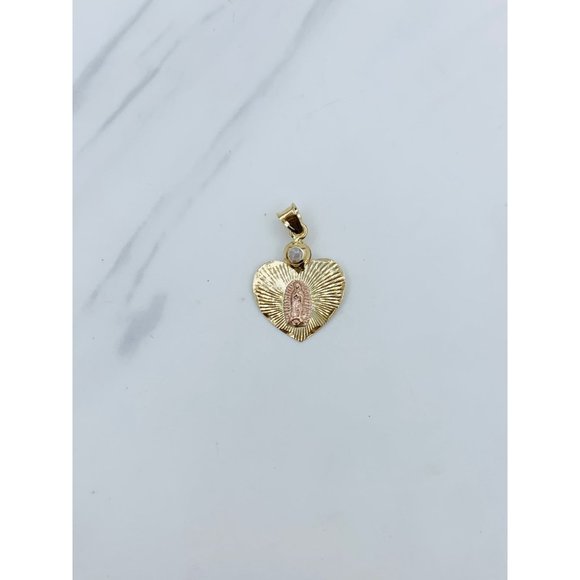 ❤️ 14k gold pendant heart Virgin Mary